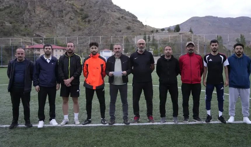 700 Genç Sokakta mı Kalacak? Gümüşhane Futbolunda Çanlar Çalıyor!