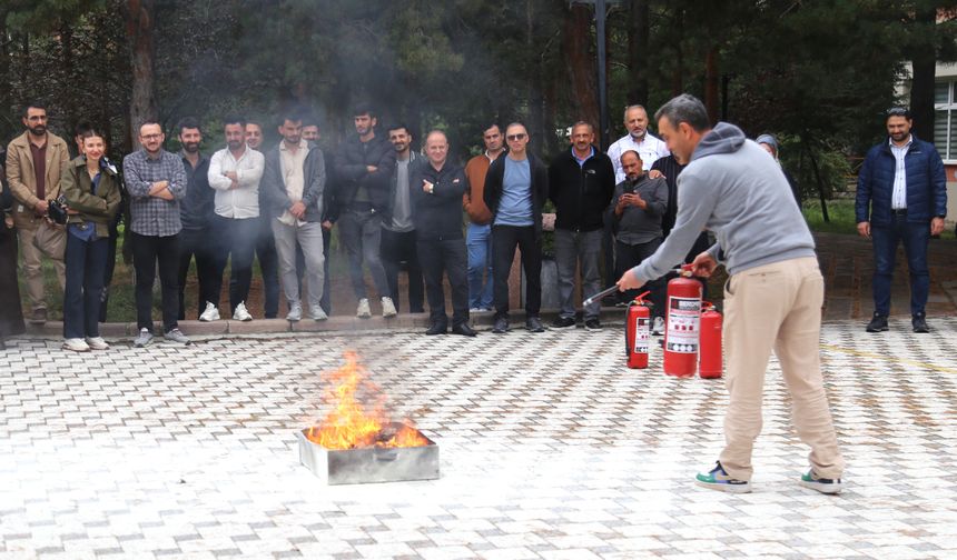Kampüste Yangın Güvenliği: Gümüşhane Üniversitesi Acil Durum Ekipleri Sahaya İndi