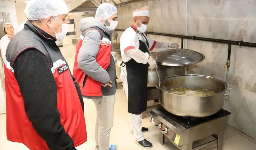 Gümüşhane’de Yurt Mutfakları ve Yemekhaneleri Mercek Altına Alındı