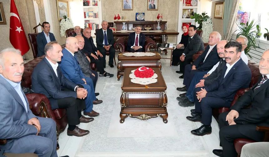 Demokrasinin Uç Beyleri Gümüşhane'de Sahadaydı: 19 Ekim Coşkusu!