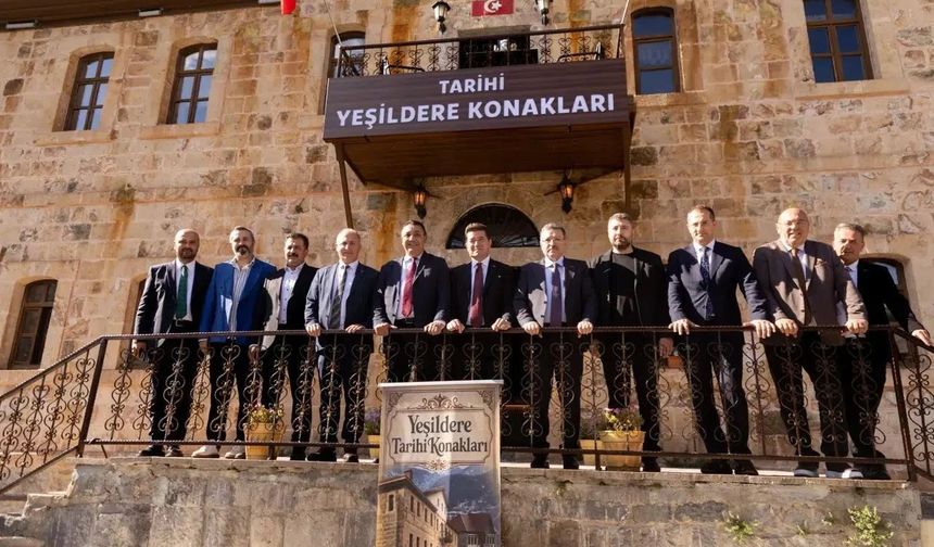 Dölek Gudu Güvecinden Hacı Hamza Armuduna: Gümüşhane Mutfağı Bölge Başkanlarını Büyüledi