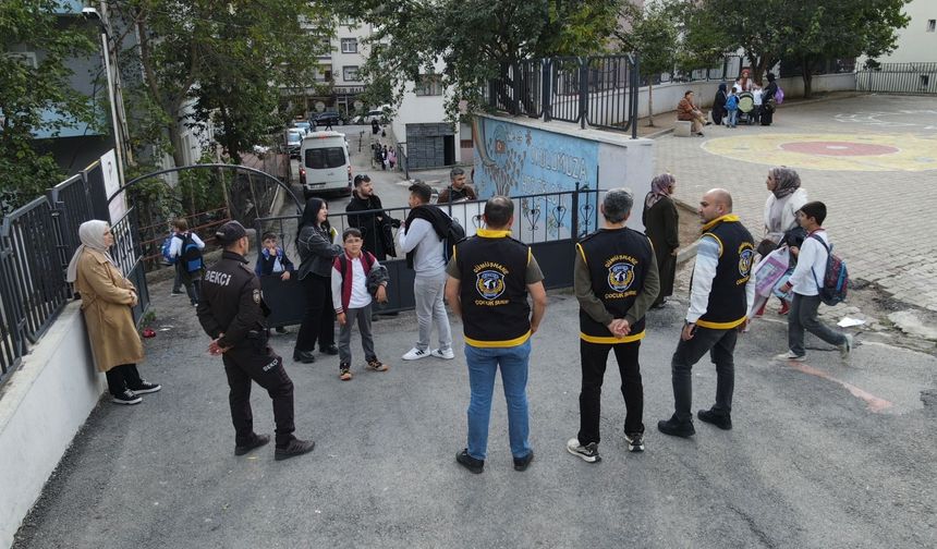 Gümüşhane İl Emniyet Müdürlüğü’nden Okul Çevrelerinde Drone Destekli Denetim
