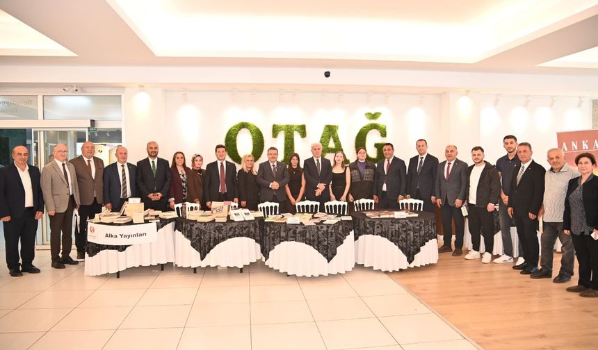 DKBB Encümen Toplantısı Sonrası Bölge Başkanlarından Kitap Fuarına Çıkarma