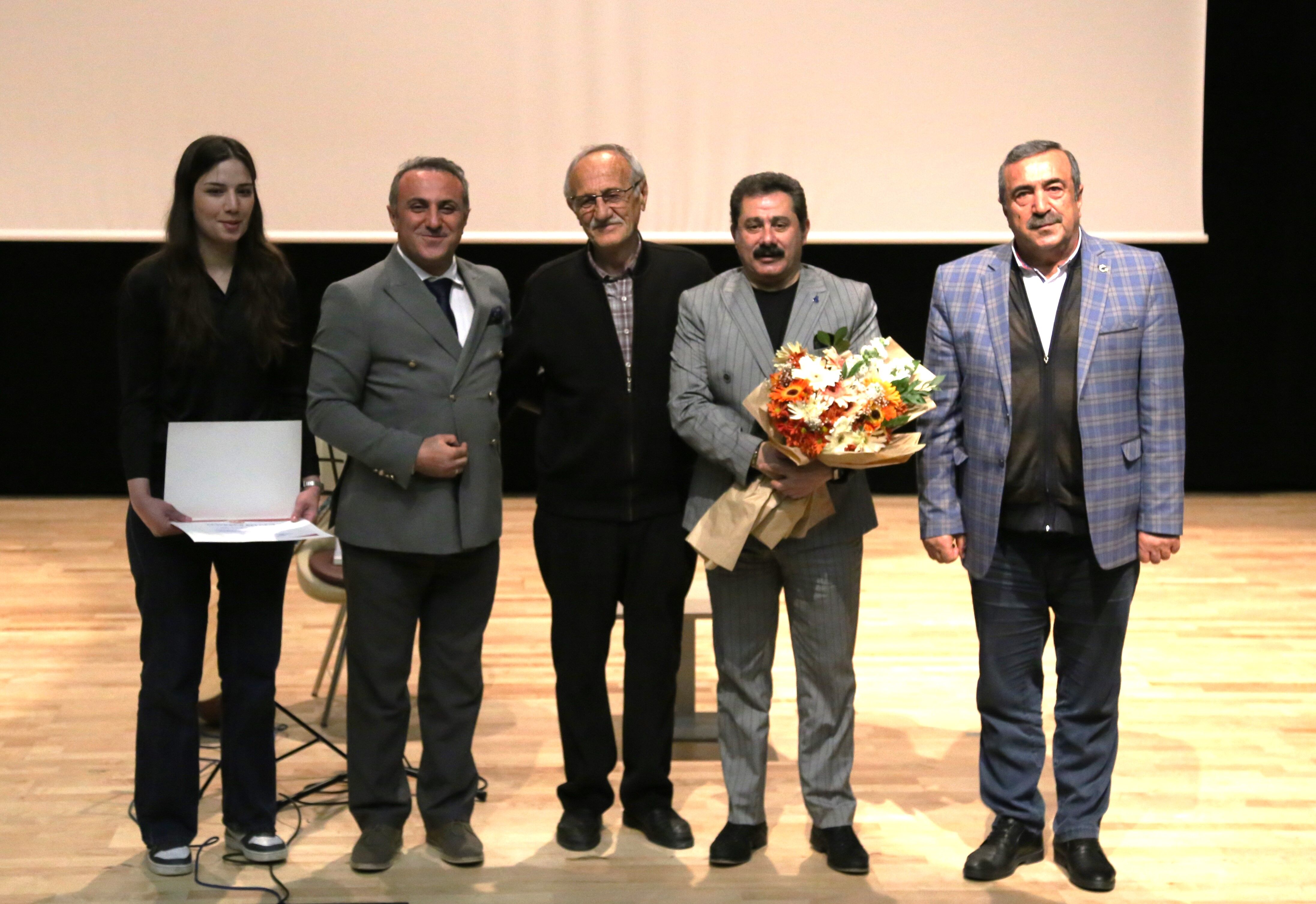 Nurullah Akçayir Konseri̇ Haber 24.04 (9)